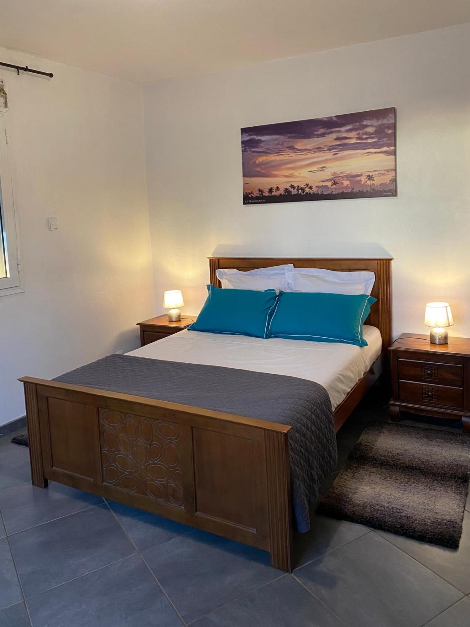 Ferme L'Eau De Coco Bed & Breakfast Saint-Paul Bagian luar foto