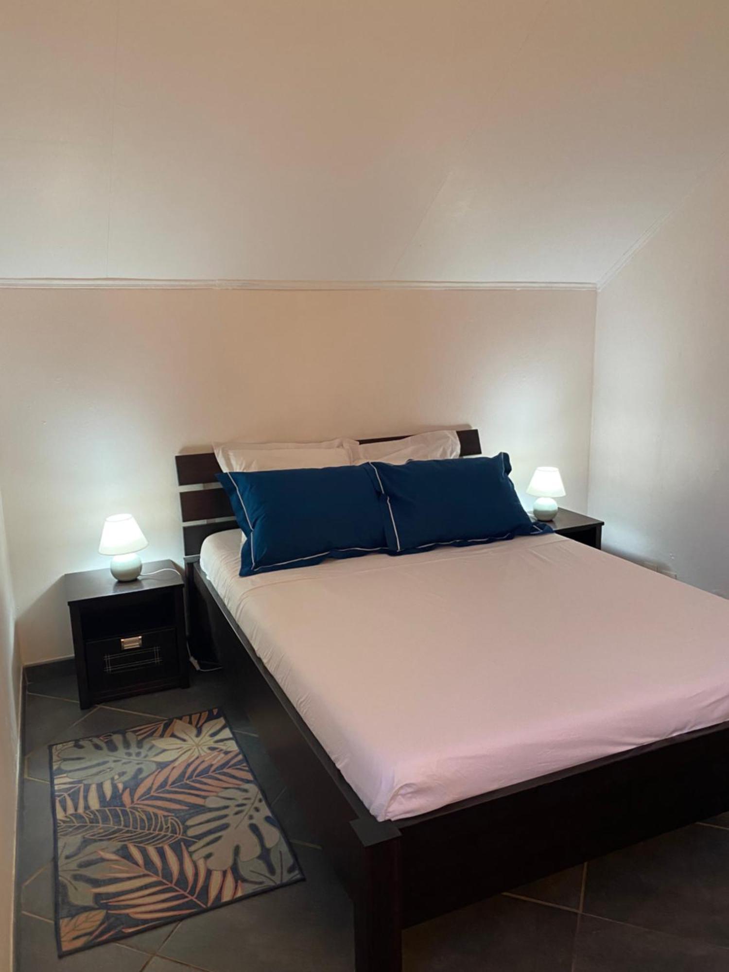 Ferme L'Eau De Coco Bed & Breakfast Saint-Paul Bagian luar foto